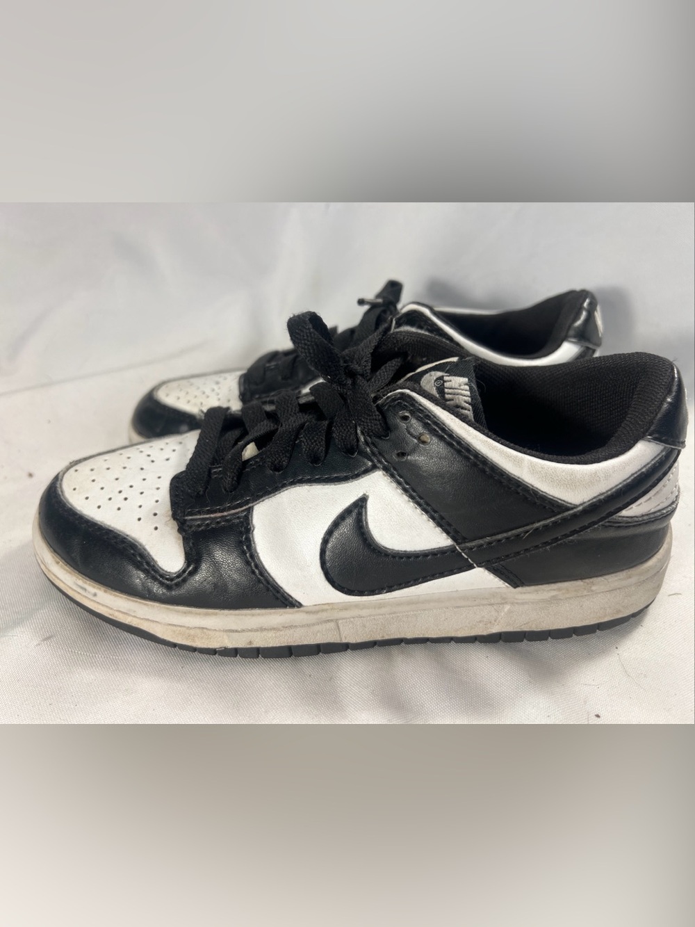 NIKE DUNK LOW RETRO PANDA Shoes Kids Youth Size 5.5 White Black DD1391-100